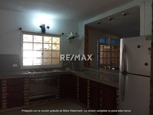 Imagen 5 de 21 de Liliana Martinez Remax Vende Casa En Las Morochas Con Piscina. Excelente Potencial Cd 135669