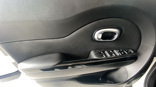 Imagen 12 de 15 de Kia Soul 2017 1.6 Sx Turbo At