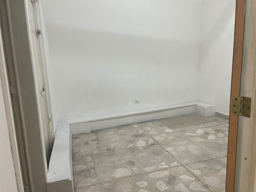 Local Con Departamento En Venta En Las Reynas Irapuato,gto.
