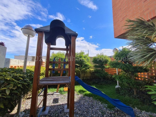 Imagen 15 de 30 de Apartamento En Venta Zona Este Barquisimeto, Moderno, Planta Electrica, Vista Panoramica,bellas Areas Sociales, Contacto 0424-5620928 Flex 22-6785b Z14