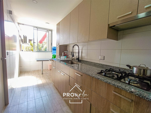 Departamento En Arriendo De 3 Dorm Con Patio Privado