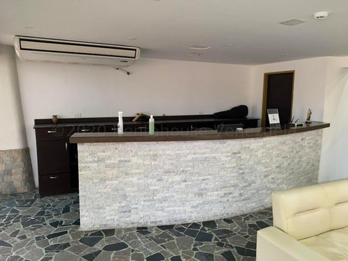 Hotel En Venta Playa Grande Es25-8854