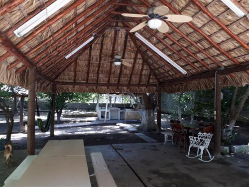 Quinta En Venta En Los Sabinos