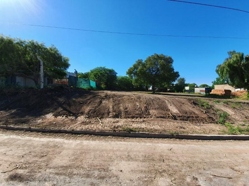 Imagen 2 de 5 de Terreno De 13 X 45, Con Todos Los Servicios Y Excelentes Vistas