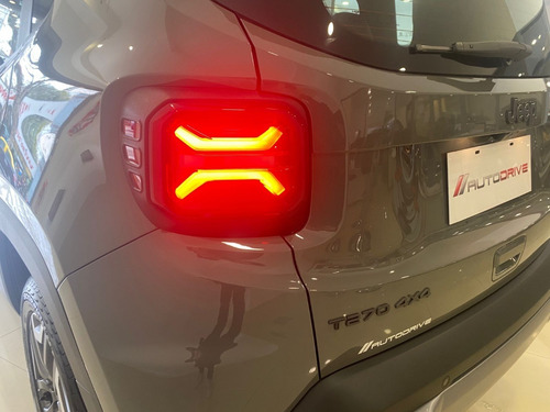 Imagen 2 de 25 de Jeep Renegade Trailhawk T270 4x4 Concesionario Oficial