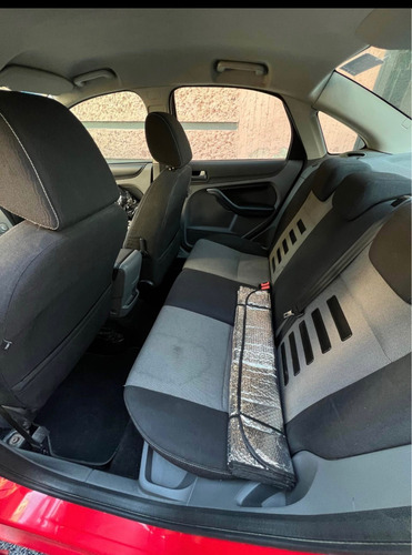 Ford Focus Sedan Sport 5vel Mt