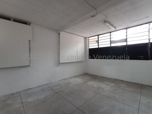 Imagen 21 de 23 de @enzococchioni.rah En Alquiler Amplio Local Comercial Av. Mariño Maracay 22-15716