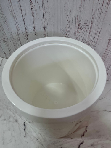 Imagen 2 de 5 de Frapera Hielera De Plastico Con Tapa