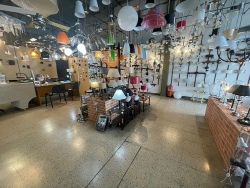 Imagen 2 de 5 de Venta - Local En Calle Reconquista 456 - Ezeiza