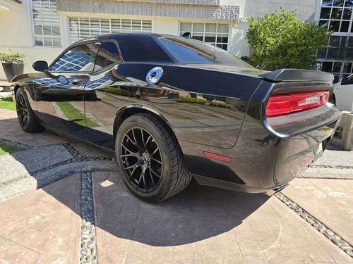 Dodge Challenger 6.1l Srt 8 V8 Piel Qc At