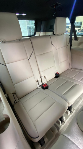 Cadillac Escalade Esv (version Larga ) 2022
