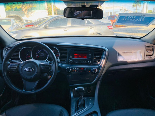 Imagen 6 de 10 de Kia K5 2016