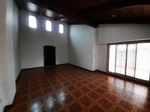 Imagen 3 de 14 de Departamento En Alquiler En Ituzaingo Norte