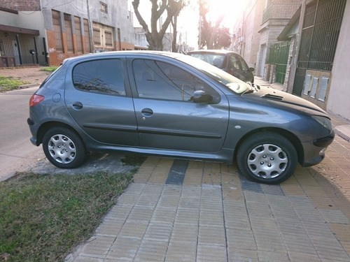 Imagen 3 de 11 de Peugeot 206 1.9 Xrd Premium 5 P 2006