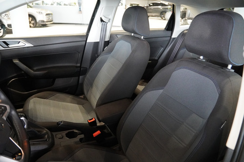 Volkswagen Nivus 1.0 200 TSI TOTAL FLEX COMFORTLINE AUTOMÁTICO