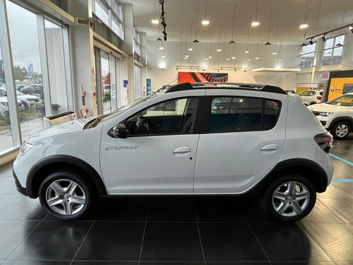 Imagen 8 de 19 de Renault Stepway Zen 1.6 2023 0km