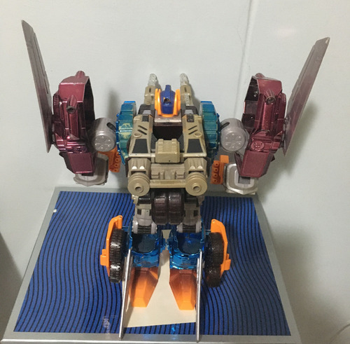 Transformers = Optimal Optimus = Transmetal 2 (Usado)