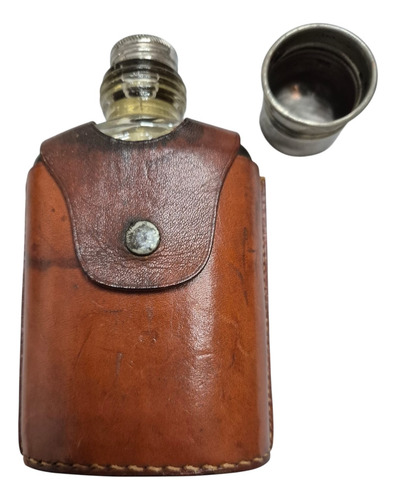 Petaca De Vidrio Y Cuero Con Tapa Y Vasito Antigua Marrón (Usado)