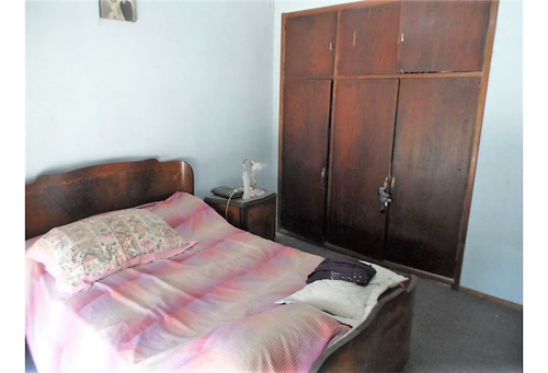 Venta Casa 5 Amb En Lomas Del Mirador Oportunidad