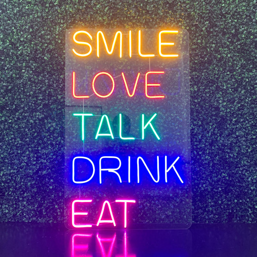 Placa Luminária/painel Neon Led - Smile Love Talk 80x50cm