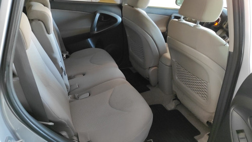 Toyota Rav4 2.4 4x2 At 2012