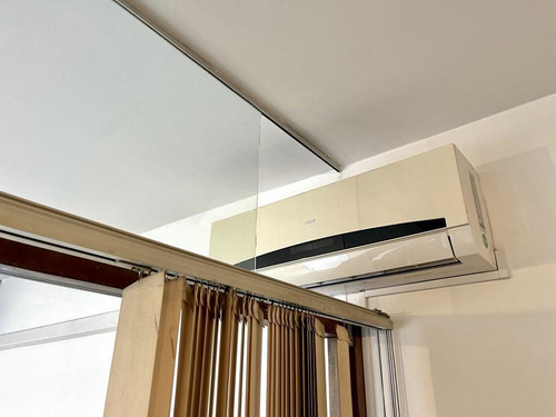 Amplia Oficina En Venta En Ciudad Vieja Montevideo