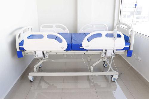 Gambimedic Cama Hospitalaria Electrica 4 Posiciones Funciones Elevacion Espalda Reposapiernas Altura Ajustable 43cm Hasta 71cm Con Control Remoto Incluye Colchon 12cm Portasuero Mesa Para Comer