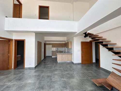 Oportunidad!! Venta De Penthouse De 3 Habitaciones En Evaristo Morales