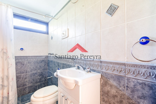 Buena Casa En San Rafael De Cuatro Dormitorios Con Pisicina- Ref: 6467