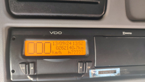 Mercedes Atego 3030 Modelo 2020 Com Tanque De Combustível