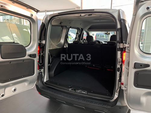 Renault Kangoo 5 Asientos Gris Entrega Inmediata (ft)