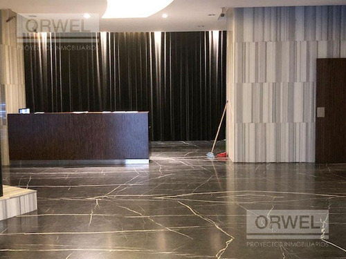 Imagen 14 de 20 de 75 M2 En Excelente Edificio En Esquina! Opción Con O Sin Renta !!!