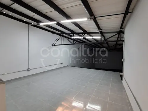 Bodegas En Arriendo La Pradera 472-7120