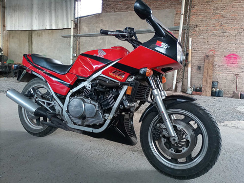 Honda Vf 700 Interceptor