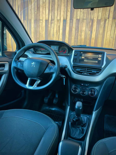Peugeot 2008 1.6 Allure