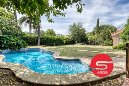 Casa Venta Barrio Fisherton 3 Dormitorios Jardín Pileta