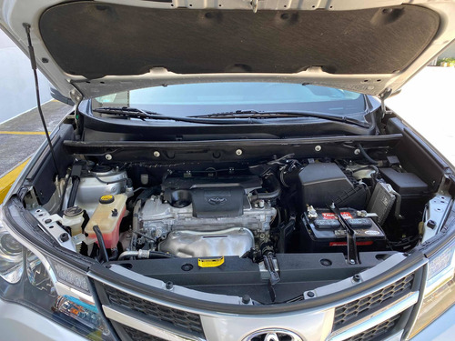 Imagen 11 de 15 de Toyota Rav4 2.5 Xle L4 Awd At 2015