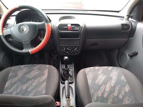 Chevrolet Corsa Sedan 1.0 Joy 4p