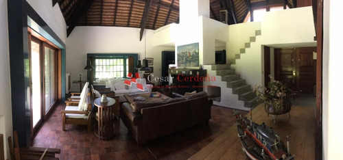 Casa Exclusiva En La Zona Del Golf.- Ref: 1540
