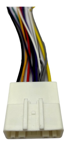 Conector Macho Arnes Autoestereo Tipo Nissan Versa Tiida