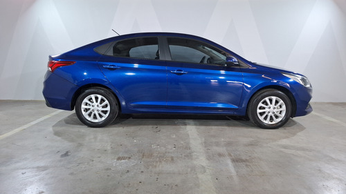 Hyundai Accent 1.6 GL MID