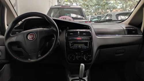 Imagem 10 de 16 de Fiat Linea Essence 1.8 16v Dualogic (flex)