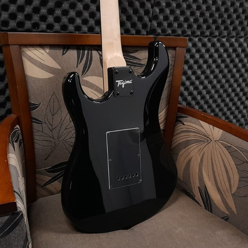 Imagem 6 de 8 de Guitarra Eletrica Tagima Strato Tw Series Tg-500 Preta Bk