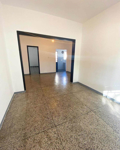 Imagen 3 de 12 de Venta Hermosa Casa En Sayago 2 Dormitorios