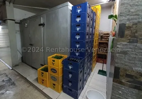 Oportunidad Baja De Precio Venta Licoreria Y Frigorifico La Candelaria (24-18311)