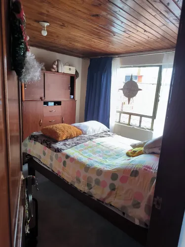 ¡amplia Casa De Dos Niveles - Ideal Para Familia Extensa O Inversión! En Sibate