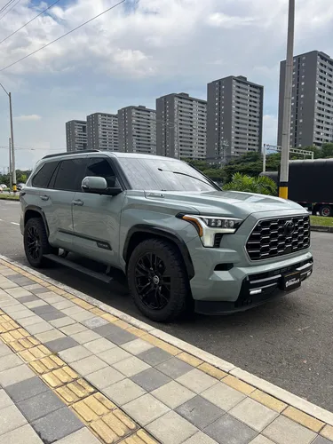 Toyota Sequoia 3.5 V6 Platinum