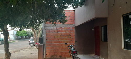 Casa Bem Localisada Com Preço De Bairro Distante