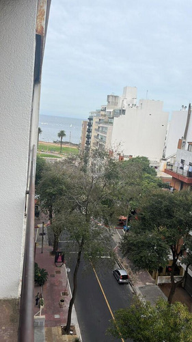 Alquiler Hermoso Apartamento Al Frente, Sobre 21 De Setiembre A 100 Mts De Rambla Gandhi