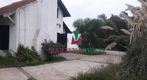 Imagen 16 de 16 de Casa Quinta En Barrio Los Pinos